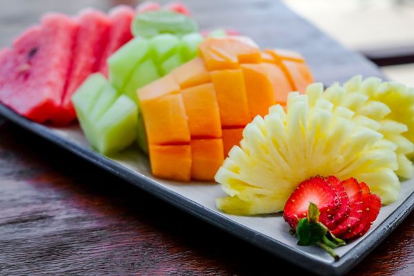 Fresh fruit slices